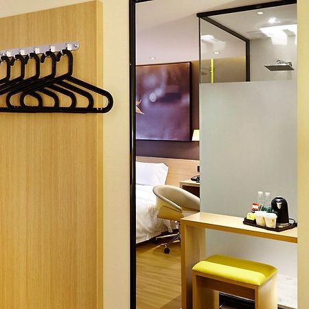 7Days Premium Chongqin Jiangbei International Airport Hub Station Hotel Chongqing Bagian luar foto