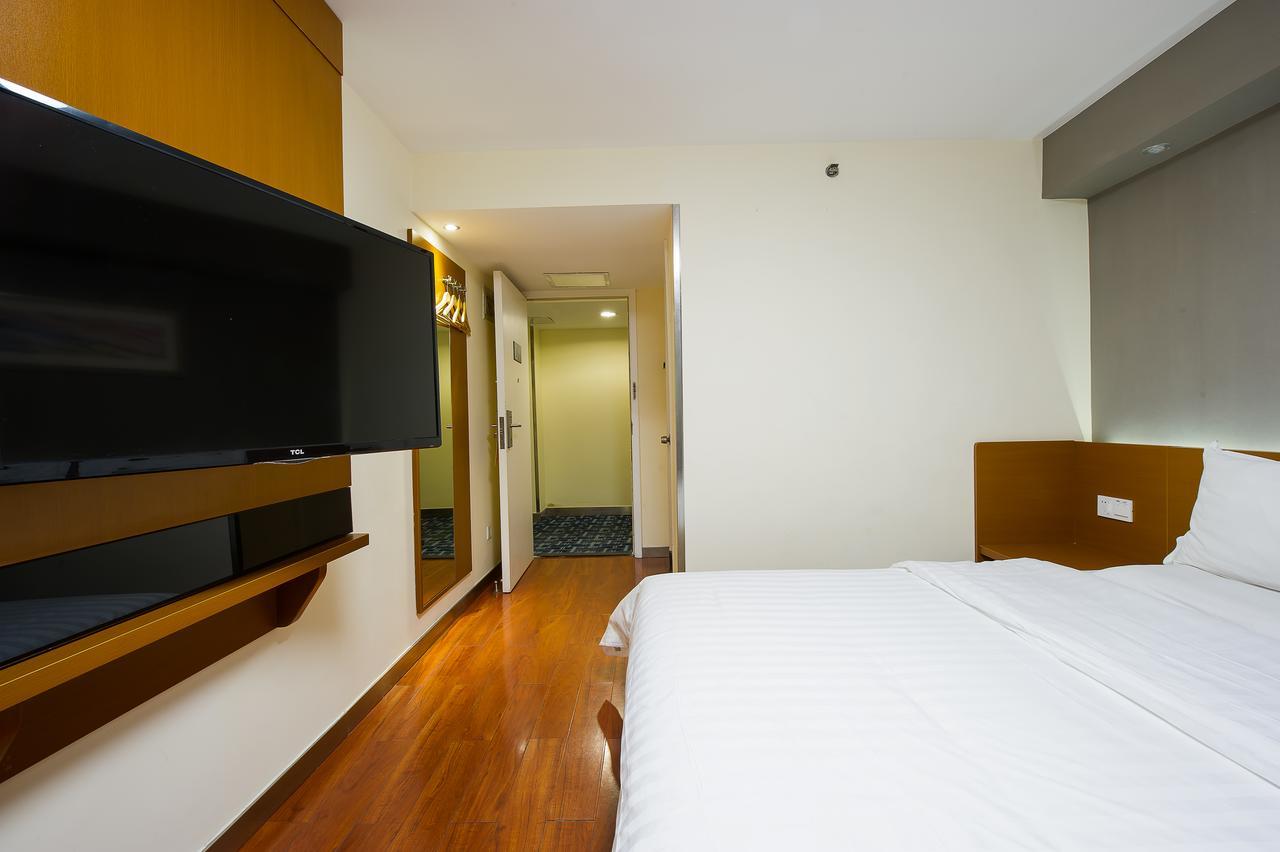 7Days Premium Chongqin Jiangbei International Airport Hub Station Hotel Chongqing Bagian luar foto
